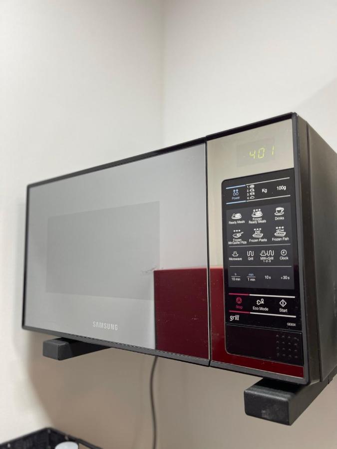 Bright: Flat With Balcony - Kitchen - Free Parking Berlim Exterior foto